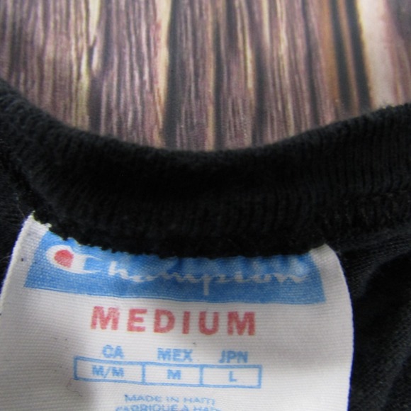 Champion Shirt Mens Medium Black Red Script Logo Short Sleeve Tee Casual Haiti - Picture 2 of 5